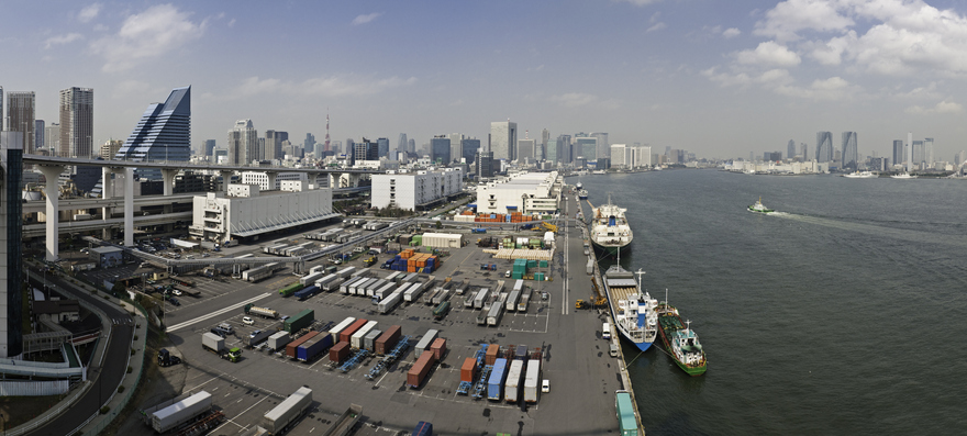 外国貨物は保税地域以外の場所に置いてはならない